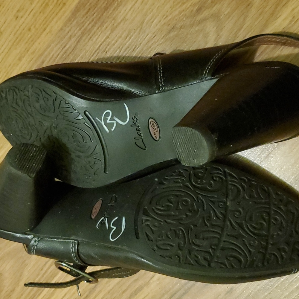 Shoes Clarks - Picture 2 of 5